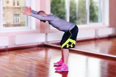 Paypoq va baland poshnali qizlar Ikki rus osmirlari ortasidagi tender jinsiy aloqa 69 pozitsiyasi bilan boshlanadi! Haromlar!